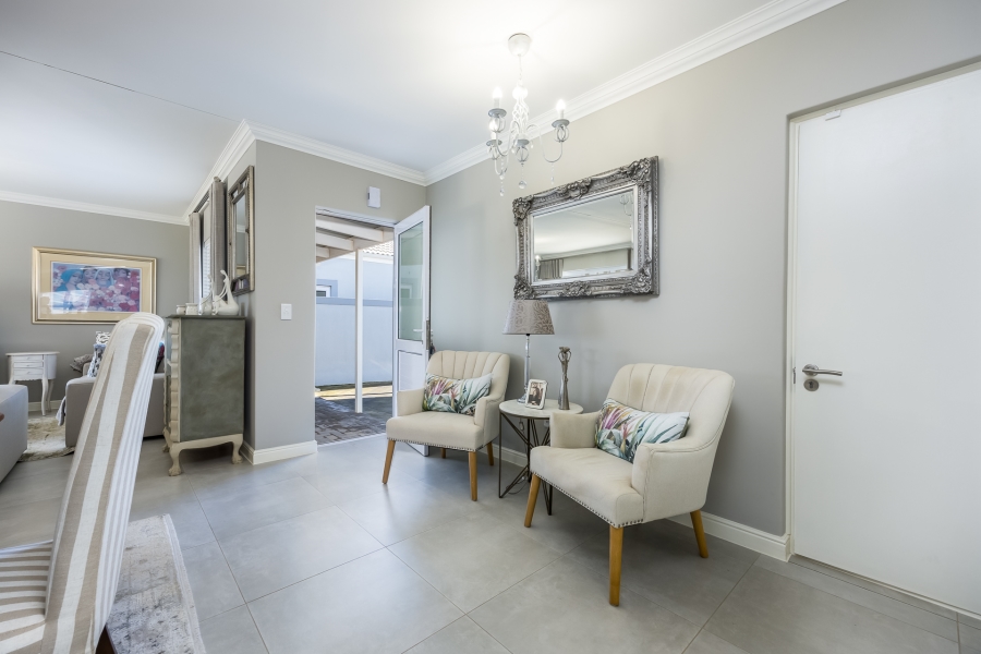 To Let 3 Bedroom Property for Rent in Pinehurst Western Cape